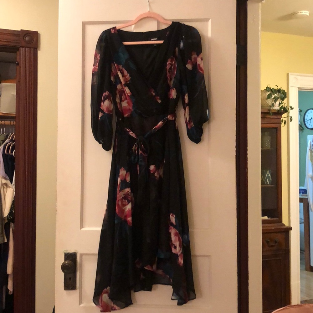 DKNY Black and Floral Faux Wrap Dress size 4